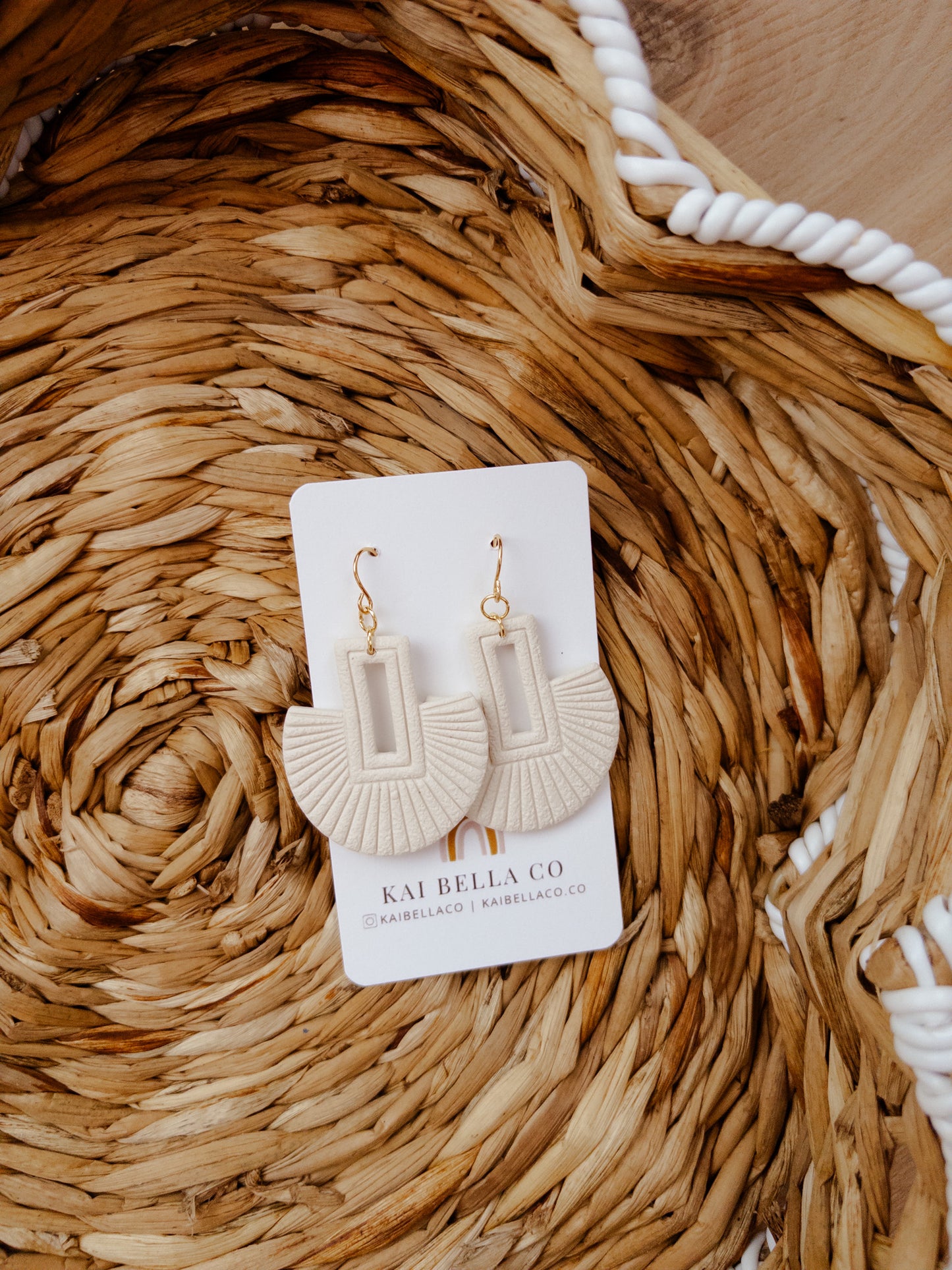 The Whitley in Cream