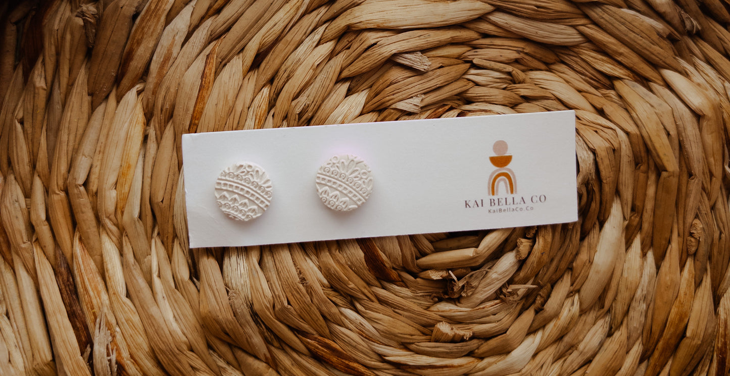 KBC Cream Stud