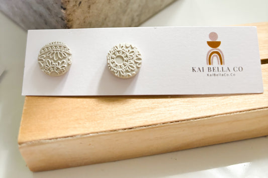 Cream Textured Stud